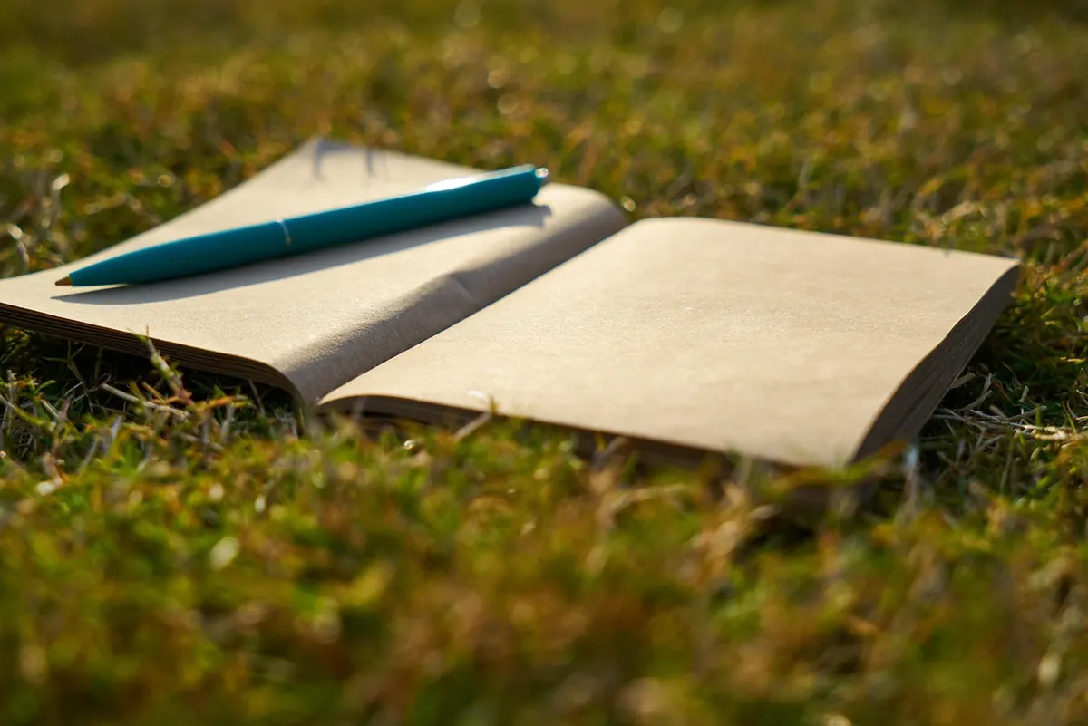 How to Read an AI Research Paper: A Beginner's Guide to Abstracts, Benchmarks, and Limitations